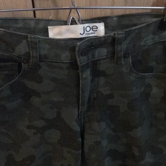 Joe Fresh camo jeans - Picture 2 of 3